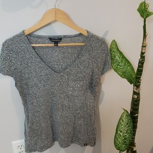 Rock & Republic SOFT Heather Grey V-Neck, Medium